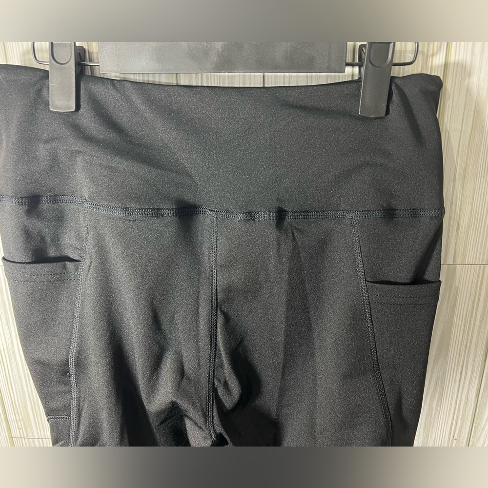 NWT- JVINI SPORT BLACK LEGGINGS - Picture 4 of 6